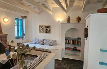 Peloponnese Hideout - Traditional stone house - Photo 4