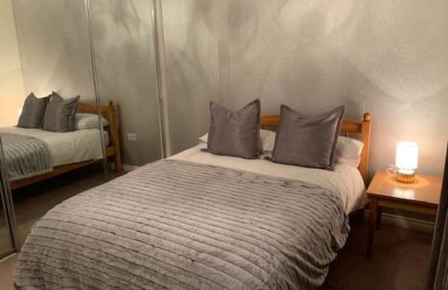 SPACIOUS DETACHED 5 Bedroom4 Bathroom WIFI Parking - Foto 8