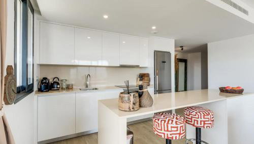 One80 Suites - Luxe, Strand Centrum en Golf banen Dichtbij - Foto 2, stove, dishwasher
