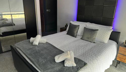 Quayside Apartment -2 Bedrooms - Sleeps 4 - Foto 2, wardrobe