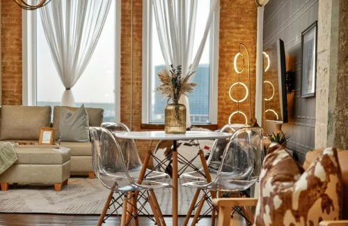 Luxury Downtown Loft Getaway with Gym, Pool, Game room - Foto 48