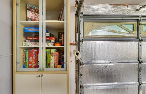 Hot Tub and Game Room Retreat Near Camelback - Foto 35