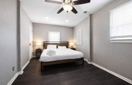 Historic CozySuites 4BR 2BA with a modern touch - Foto 10