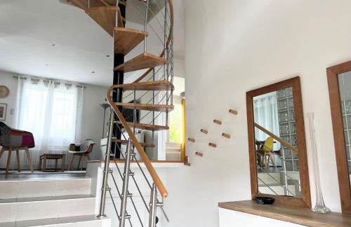 Jolie maison 10 minutes Paris familles et groupes - Foto 2