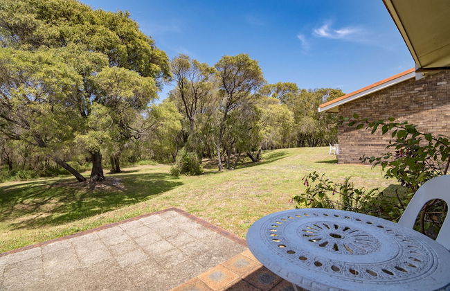 Emu Beach Chalets - Photo 61