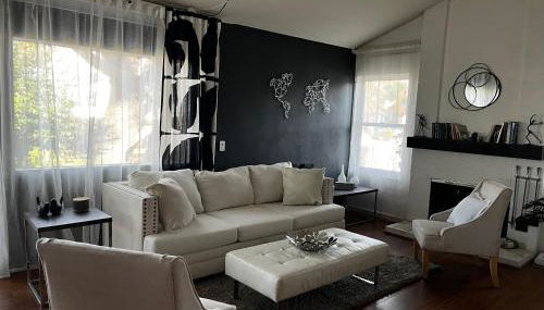 Spacious Home Steps from Huge Park and Outdoor Fun - Foto 3, Garden view, Game Room