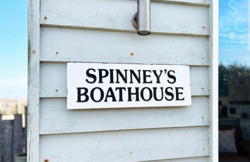 Spinney's Boathouse by The Suffolk Cottage Collection - Photo 20