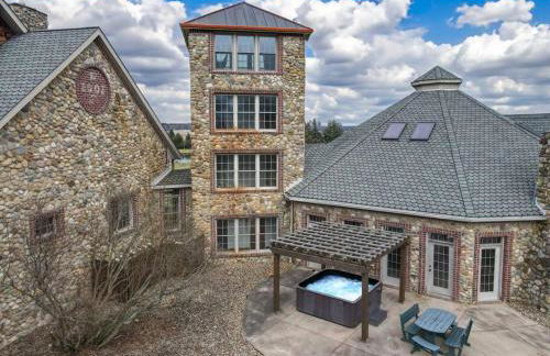 Grace and Grandeur-The Stables Estate - Foto 26