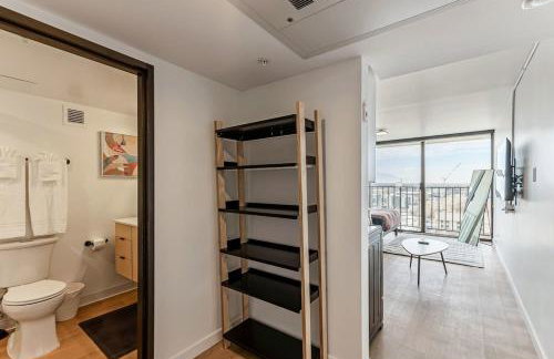 High Rise 11th Floor City Views Free Pkg Gym - Foto 18