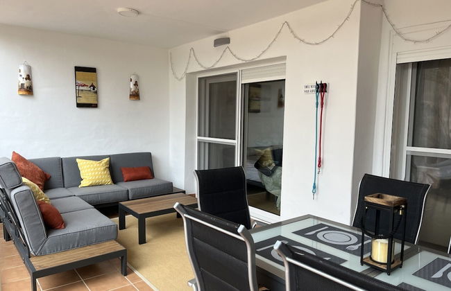 Extended Frontline Ground Floor Apartment - Foto 20