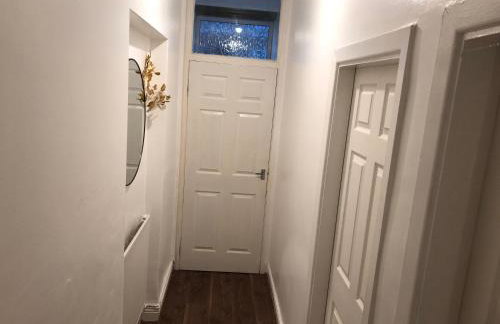 Comfortable Home From Home Bolton Central - Sleeps - 10 - Foto 30