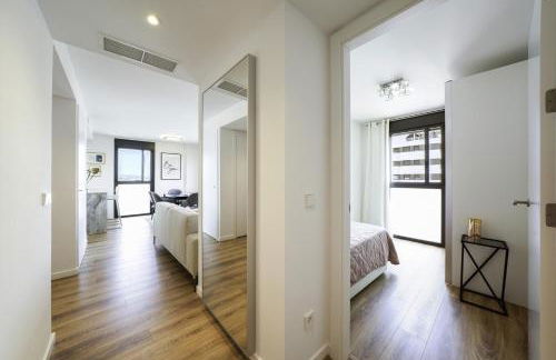 Sunsets and the pool in Barcelona - Foto 15