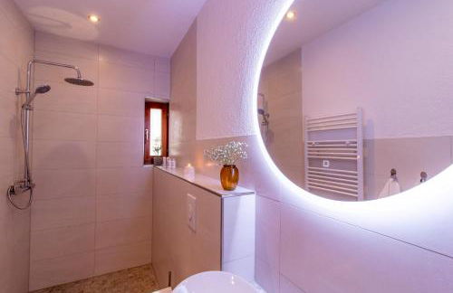 Stilvolles City-Apartment I WLAN l Küche I Zentral I 8P - Foto 54