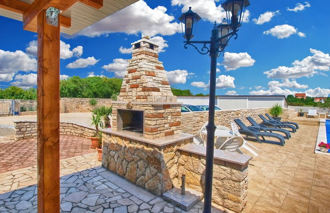 Apartment 1376 - Photo 48