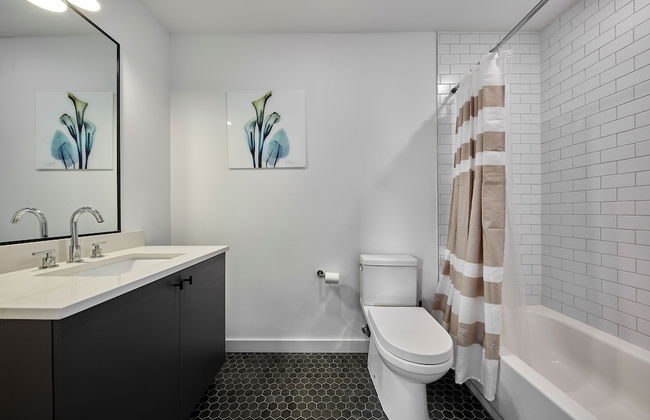 Modern 3 BR Loft -shared Deck - gym - Mins to NYC - Foto 12