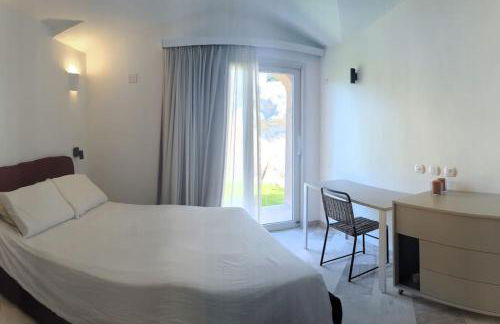 Supreme Beach Location with pool at Cala Sassari - Foto 33