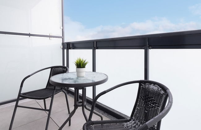 Minimalist Studio in Warsaw by Renters - Foto 19