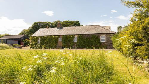 Swallows’ Barn - Photo 3