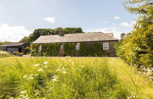 Swallows’ Barn - Photo 3