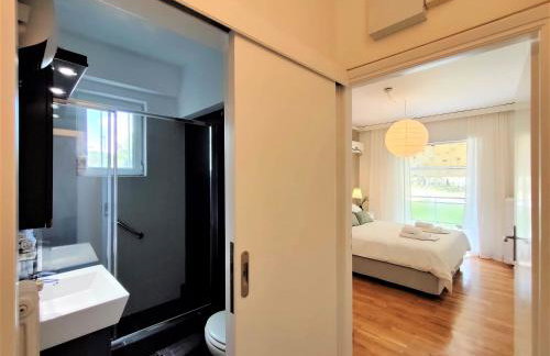 Vouliagmeni Iasonos Residence Central Stylish Flat - Photo 16