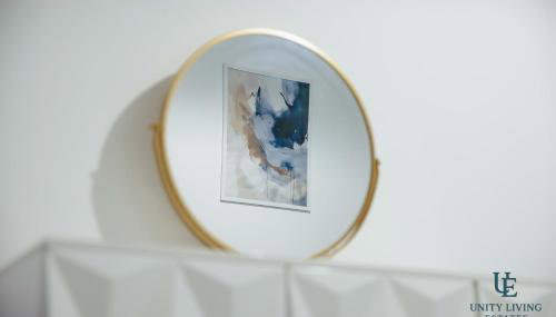 The Royal Suite 1BR Apartment Near Etihad Stadium & Coop Live - Foto 2