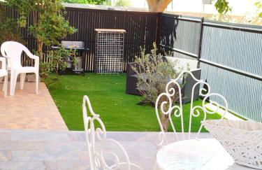 Villa climatisée, proche mer, 2 grands appartements indépendants, parking, wifi - Foto 4