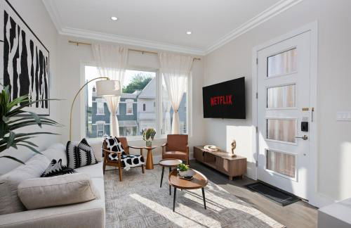 Travelers Dream that's Mins to NYC having Game Room and Parking - Foto 36