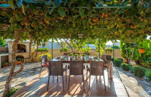 Amazing Home In Marcana - Foto 19