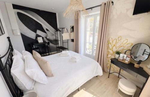 La Villa Blanche Appart hôtel - Photo 20