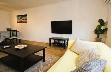 Modern 3 Bed Flat - Beaches, Expo & City Fun - Your Gateway to Lisbon - Foto 4