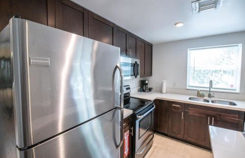 Spacious entire Apartment with Free Parking - Foto 19