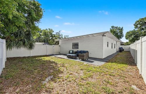 Newly Renovated | Minutes to Riverwalk & Beaches | Tampa Heights - Foto 66