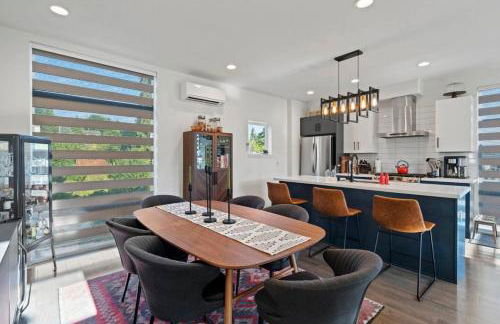 The Rooftop - Columbia City Retreat - Free Parking & EV Point - Foto 9