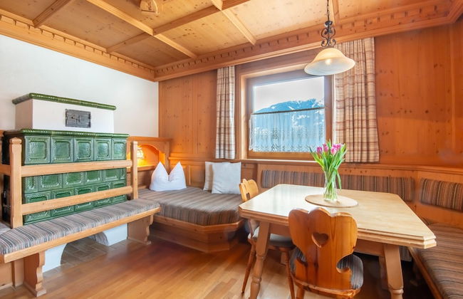 Chalet in Zell am Ziller Near Ski Lift - Foto 19