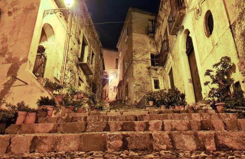 Apartman SOFIA - close to the railway station - Photo 4