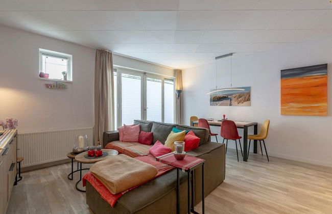 An Apartment That is Attractively Furnished - Foto 60