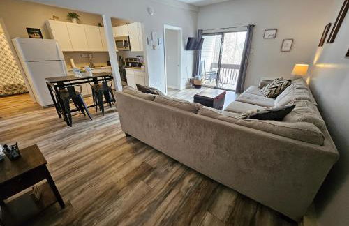 Spacious 3 bedroom Condo Close to Weirs Beach!! - Foto 1