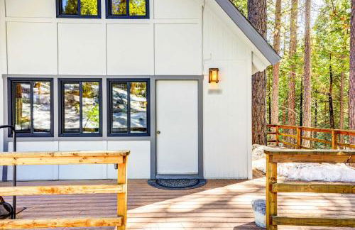 Hike, Fish and Explore California Cabin with Deck! - Foto 26