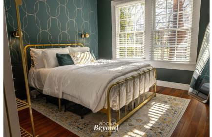 The Royal Treatment - Photo 35