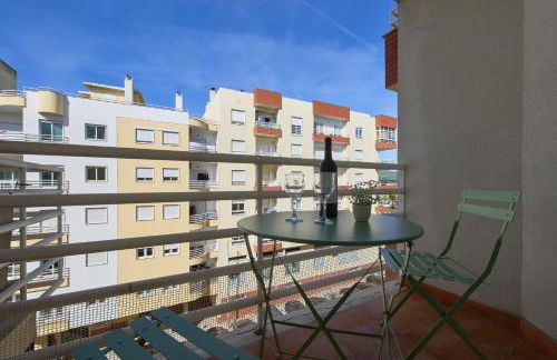 Spacious Apt Near Beach & Train, By TimeCooler - Foto 57