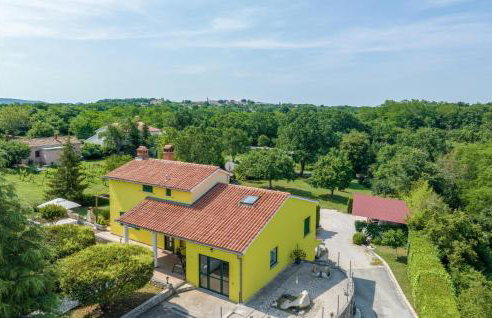 2 Bedroom Awesome Apartment In Labin - Foto 14