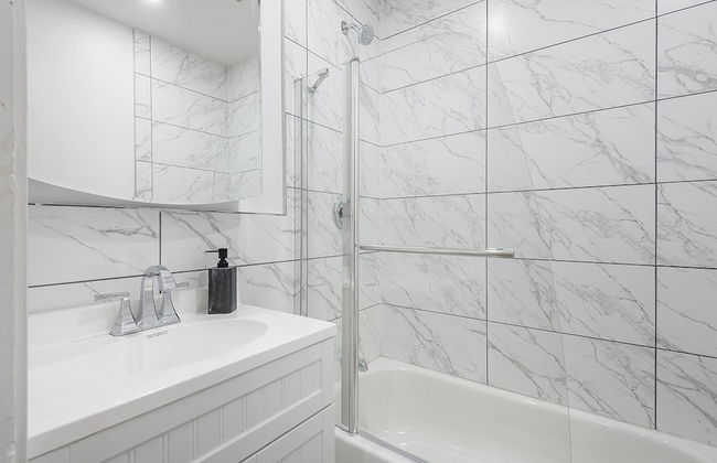 Cozy Private BR in the heart of Plateau - Foto 39