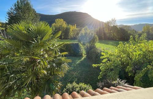 Maison agréable et lumineuse, jardin vue nature, Nant Aveyron - Photo 17