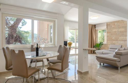 Pine Tree Apartment Zanetic - Photo 10