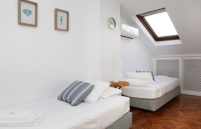 Cascais Downtown Apartment with sea view - Photo 10