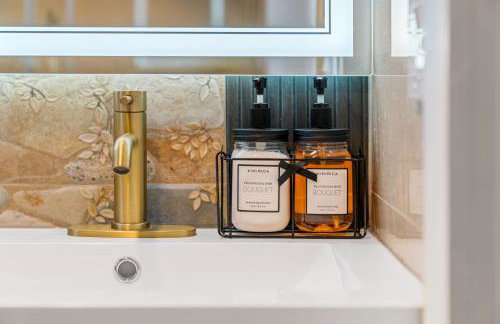 5BR Home Minutes to NYC and FIFA 2026 Sleeps 16 - Foto 59