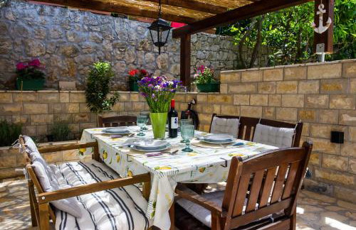 House Nika - Photo 25