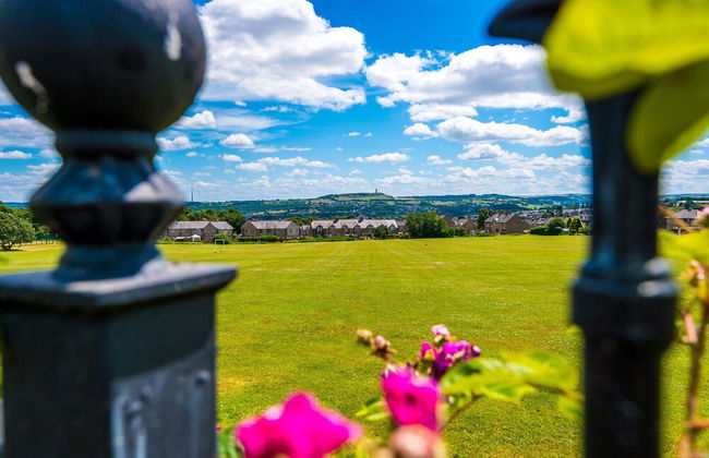 Cozy 3-Bed Family Home with Free Parking - Foto 56