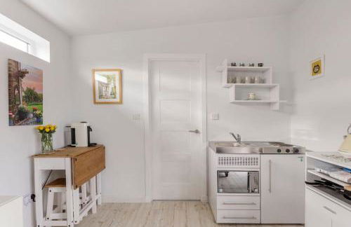 Cosy and modern 1 bedroom garden house - very dog friendly! - Photo 5