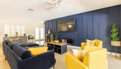 Spacious 4 Bedroom 3 Bathroom House with Heated Pool and Outdoor Shower close to FFL Airport and Cruise Port - Foto 4